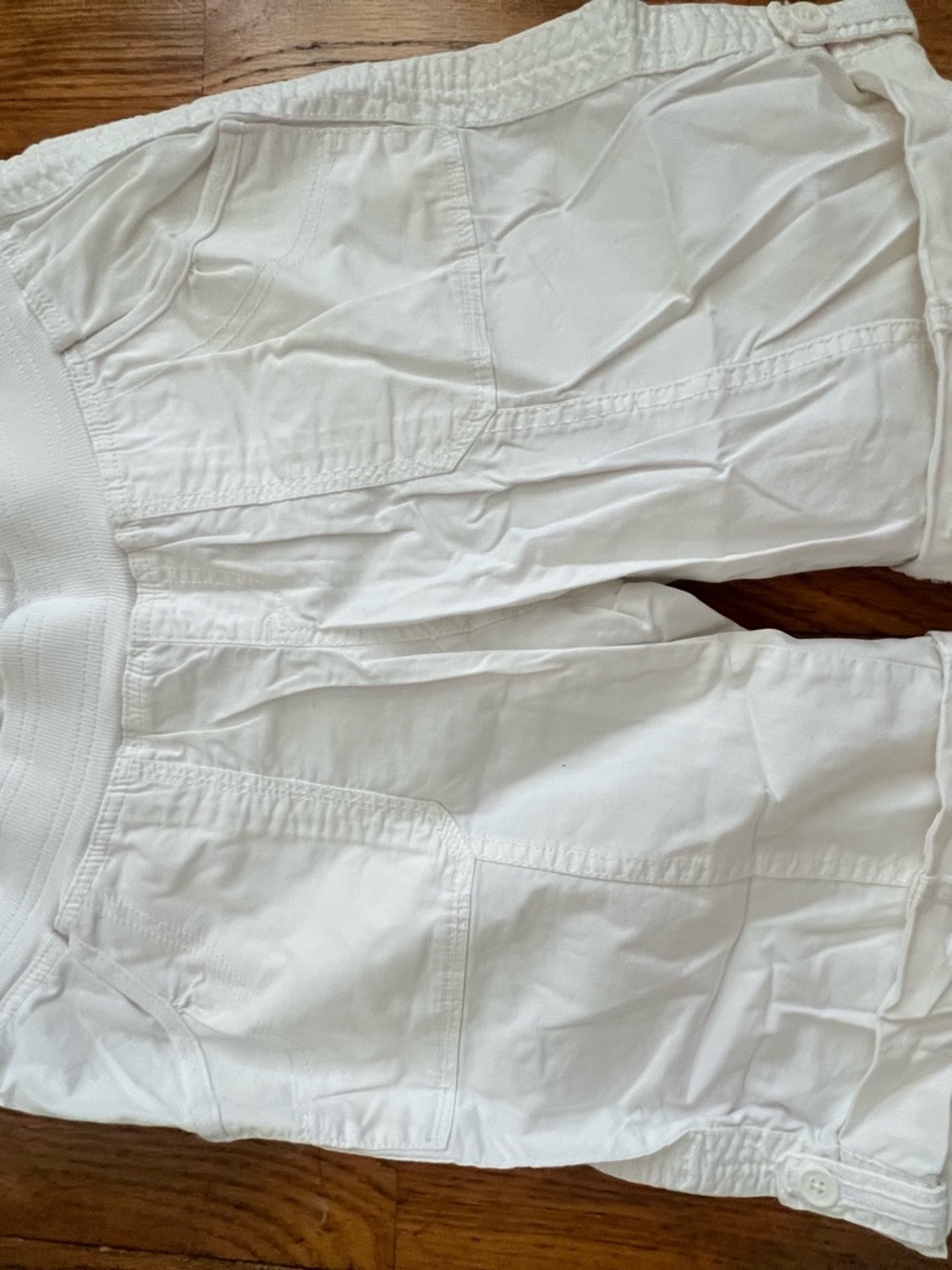 Motherhood Maternity White Ribbed Elastic-Waist Shorts